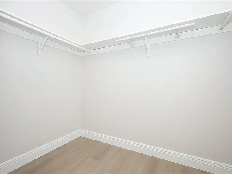 4029 Henley Rd #1705 — Photo 17