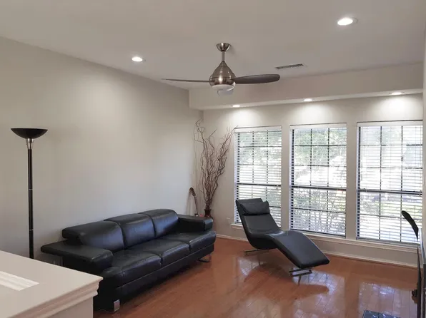 5100 Verde Valley Ln, Dallas, TX