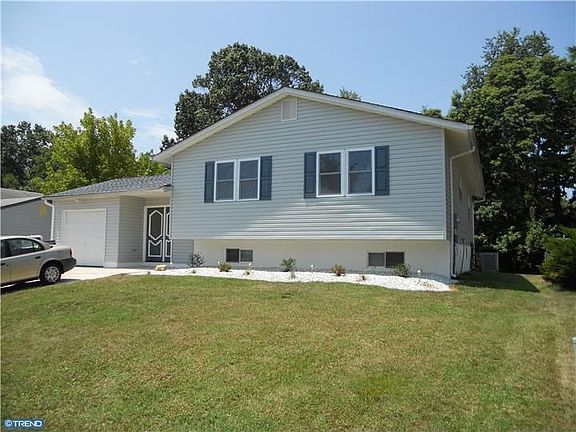 2nd image of 117 Boyer Dr
