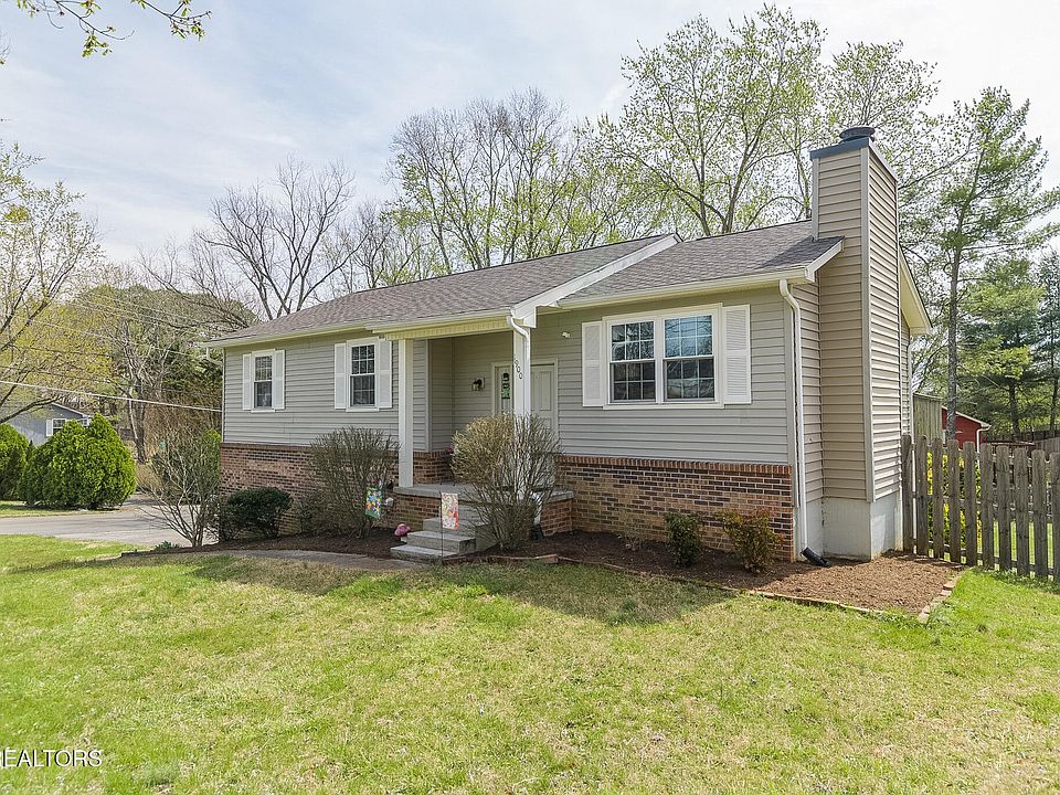 1st image of 1900 Penwood Dr