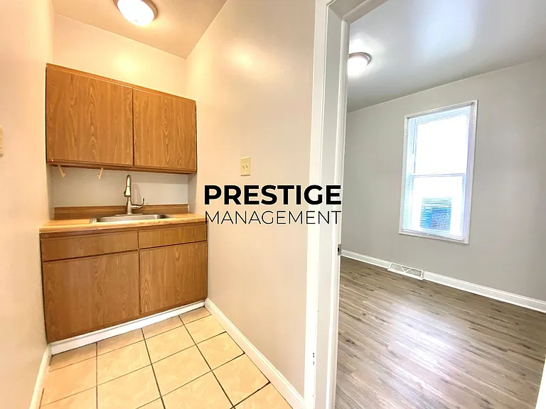 4724 Pine Ave #26 — Photo 5