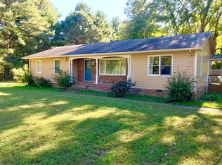 878 Fishing Bay Rd, Deltaville, VA 23043