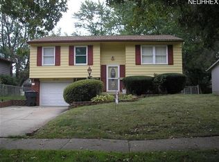 3255 Williamsburg St NW, Warren, OH 44485