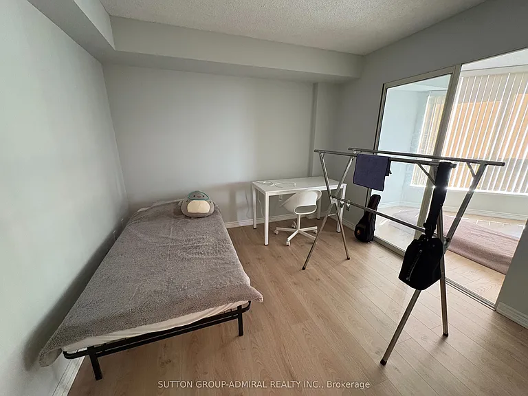 1 Clark Ave W #701 — Photo 13