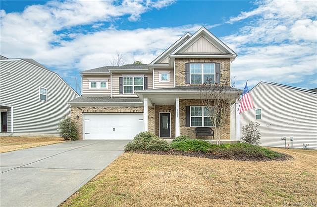 1st image of 2115 Newport Dr