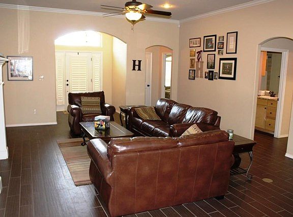 3rd image of 808 Trinidad Pl