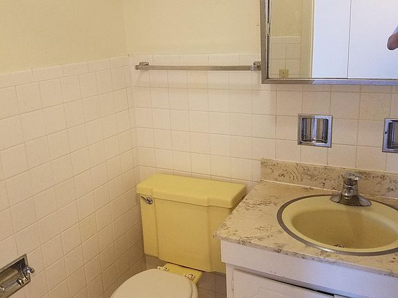 5th image of 4647 Church St #3