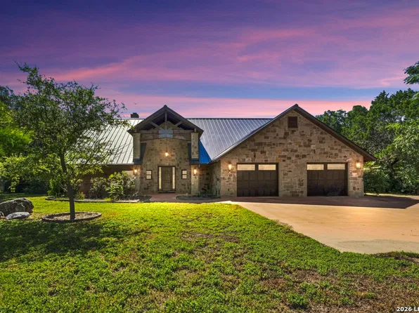 6454 N Us Highway 83, Leakey, TX 78873