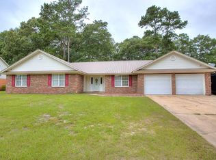 1068 Saltwood Rd, Sumter, SC 29154