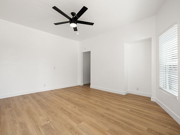 4th image of 1117 30th St #1117
