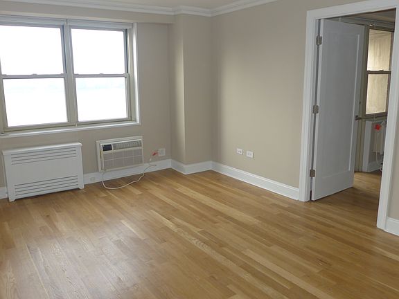 2nd image of 80 N Moore St APT 7M