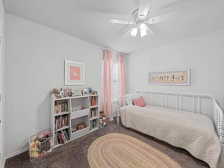 3025 Risinger Rd — Photo 7