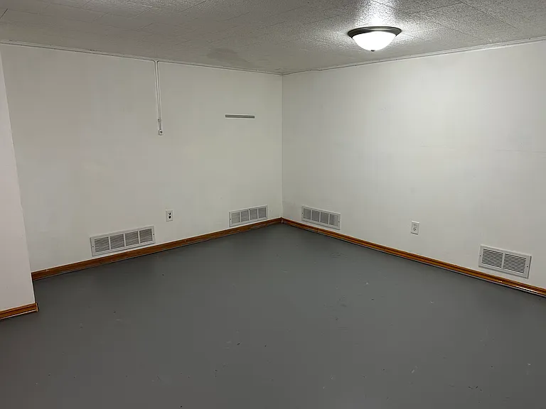 4740 Main St #A — Photo 14