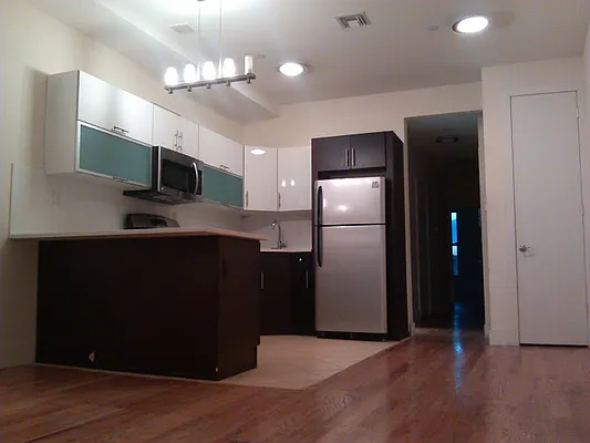 Rented by Brick Real Estate | media 8