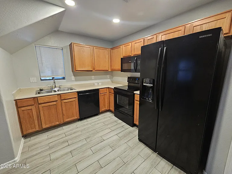 7355 N Black Canyon Hwy #2 — Photo 10