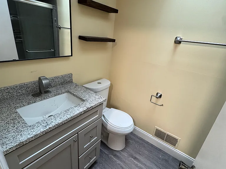 51 Stonington Dr — Photo 11