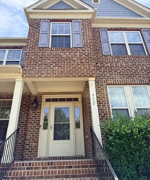 912 River Song Pl — Photo 3