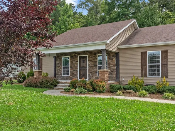 260 Williamsburg Cir, Tullahoma, TN 37388
