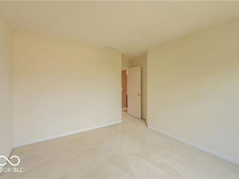 Bonus room attached with Master bedroom