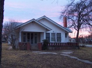 502 White St, Melvin, TX 76858