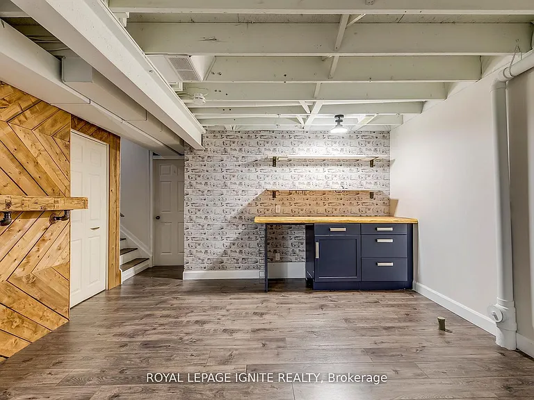 64 Templewood Dr — Photo 39