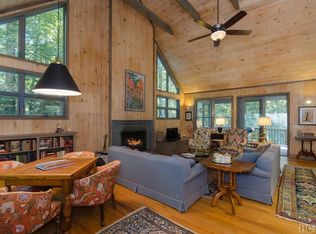 331 Country Club Estates Dr, Sapphire, NC 28774