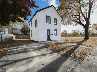 5 Harrison St, Penns Grove, NJ 08069