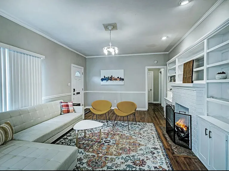 1124 Martingale Rd — Photo 21