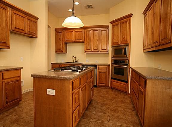2nd image of 3205 Estes Park Ln