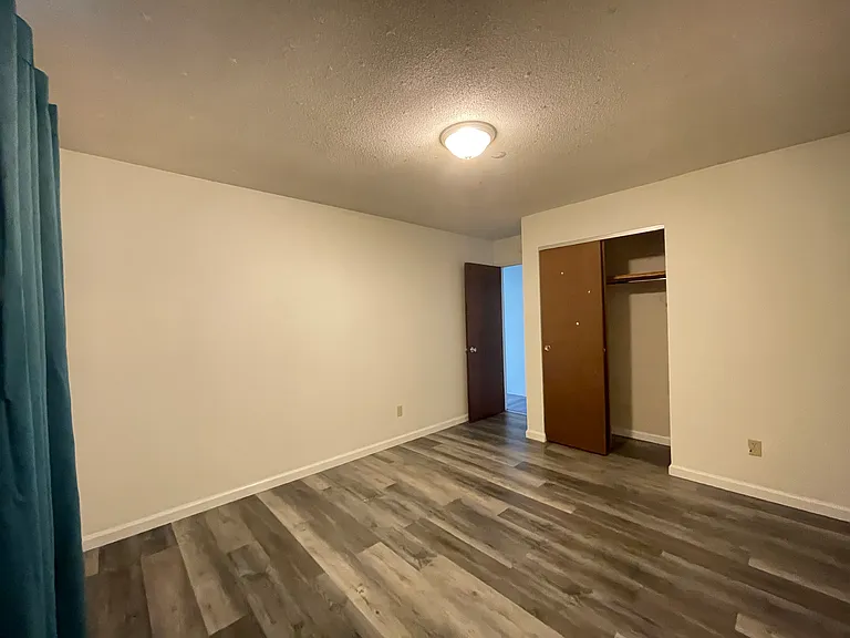 1960 Seven Pines Dr — Photo 30