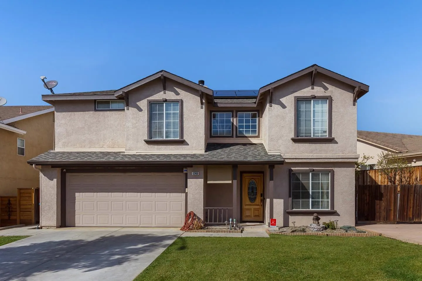 1240 Morningside Dr photo 1
