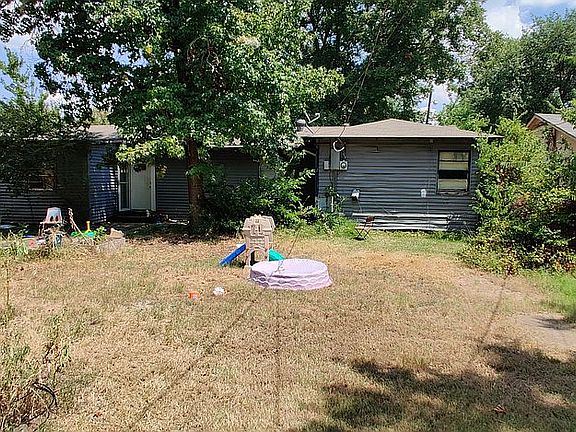 4th image of 420 Jeanette Ave