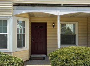 218 Mill Run Ct, Hightstown, NJ 08520