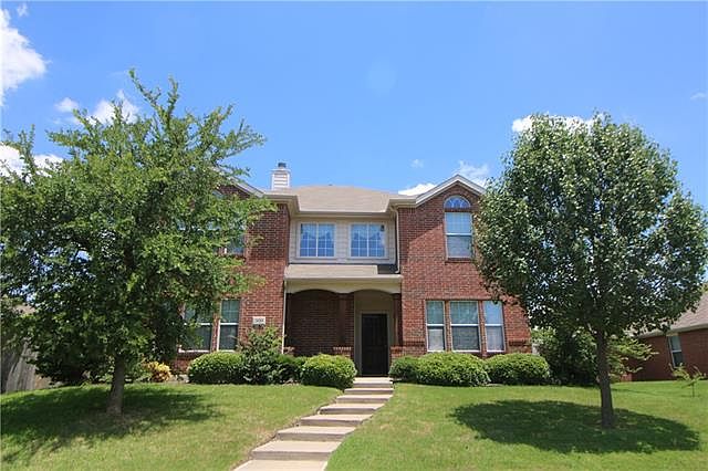 1st image of 300 Sandy Ln