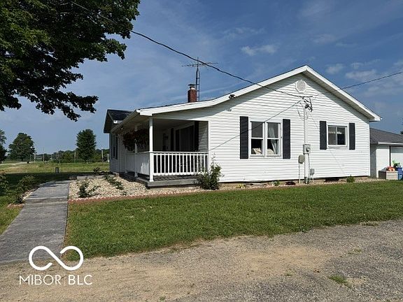2nd image of 520 W County Road 400 S