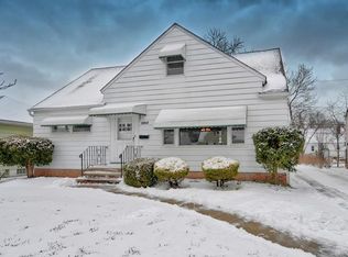 1239 W Miner Rd, Mayfield Heights, OH 44124