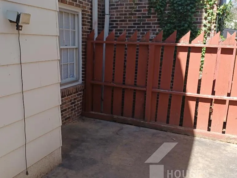 55 Summercreek Dr — Photo 20