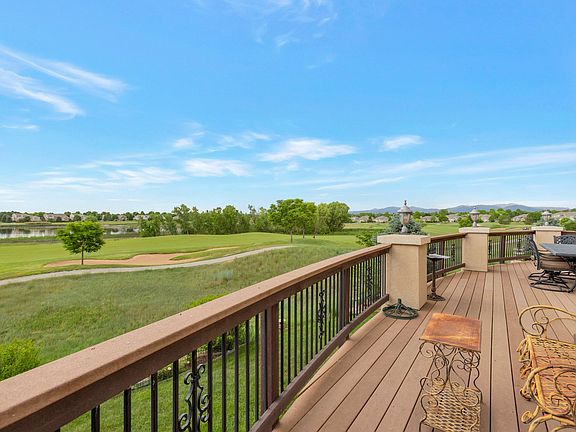 Stunning Location Backs to Broadlands Golf Course