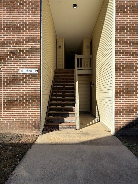 1st image of 617 Mary Robert Ln #204