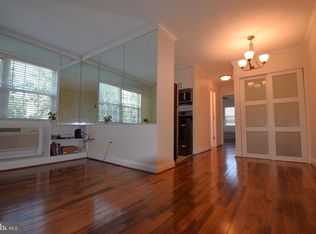2241 Farrington Ave APT 303, Alexandria, VA 22303