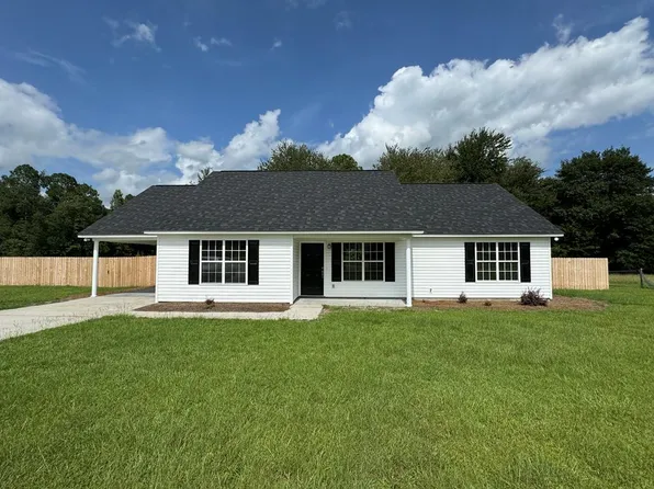 100 Sweetbriar Ln, Ocilla, GA 31774