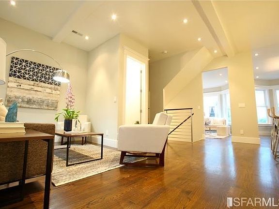 4th image of 132 Germania St