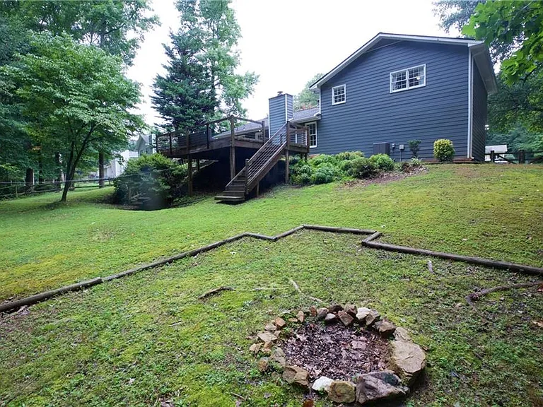 3328 Mountain Hollow Dr — Photo 23