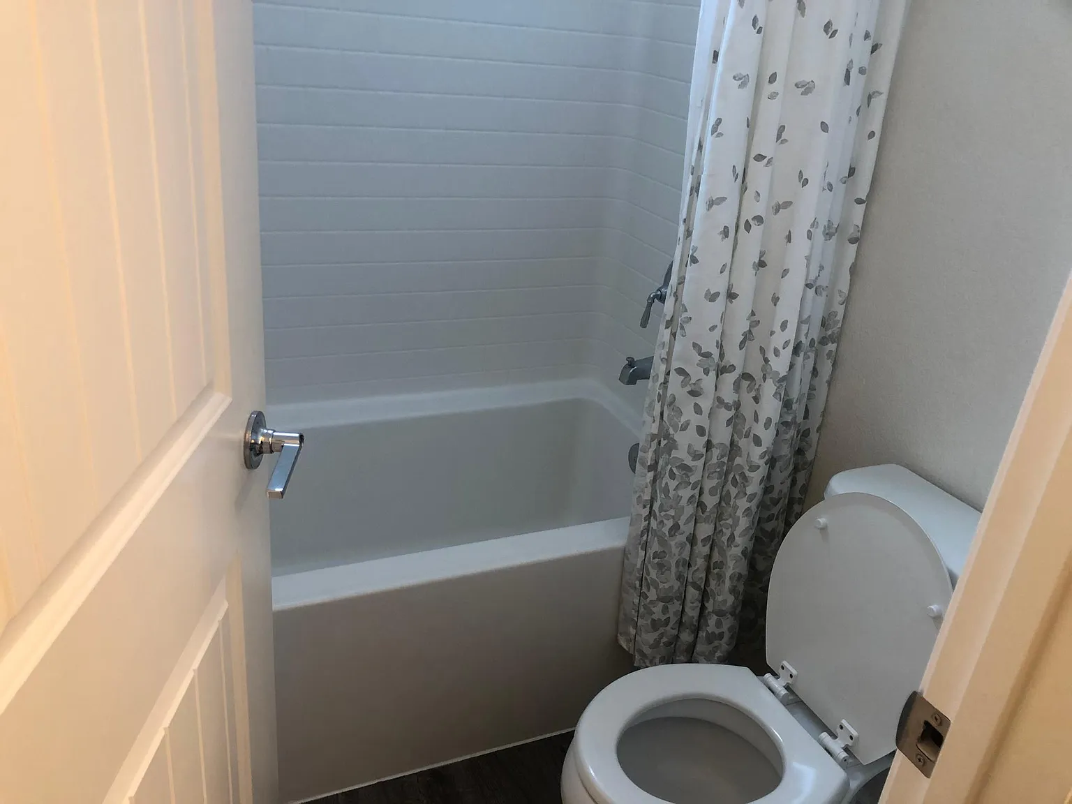 405 Carly Anne Dr photo 1