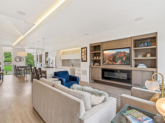 4th image of 3521 W 17th Avenue