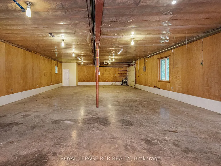 428 Main St W #LOWER — Photo 8