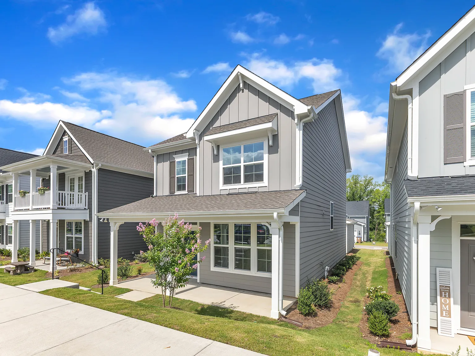 3 bed, 2.5 bath, 1840 sqft, $2,350 — Photo 3