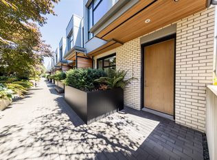 5490 Oak St, Vancouver, BC V6M 2V6