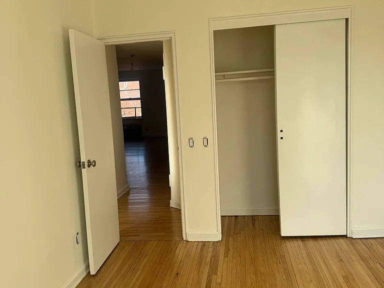 231 Clinton St #4 — Photo 12