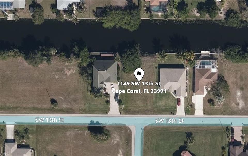2nd image of 1149 SW 13th St